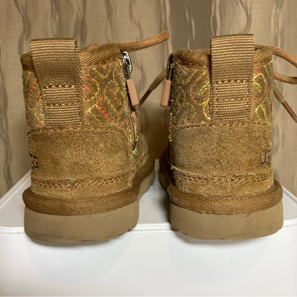 UGG Neumel II Boots Toddler 6 Graphic Stitch Fur Lined Unisex Tie Chukka Brown - Picture 5 of 16